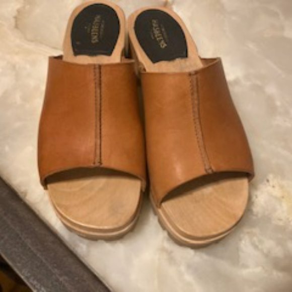 Swedish Hasbeens Shoes - Swedish Hasbeens Size EU37 Camel Open Toe Mule Sandal Wood heel and Leather